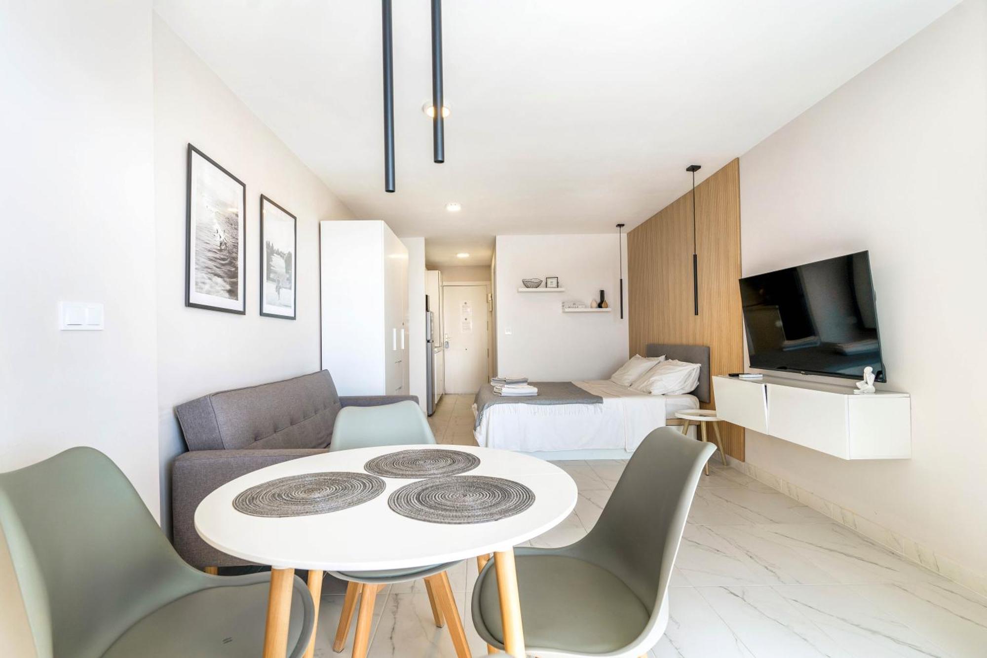 Modern Studio Apartment With Sea Views 5 Min From The Beach Sitio de Calahonda Zewnętrze zdjęcie